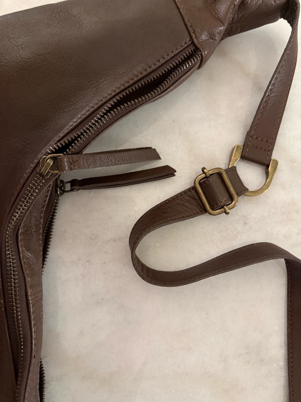 Free People Idle Hands Sling bag,Leather Crossbody Espresso Brown Adjustable New - Picture 9 of 15